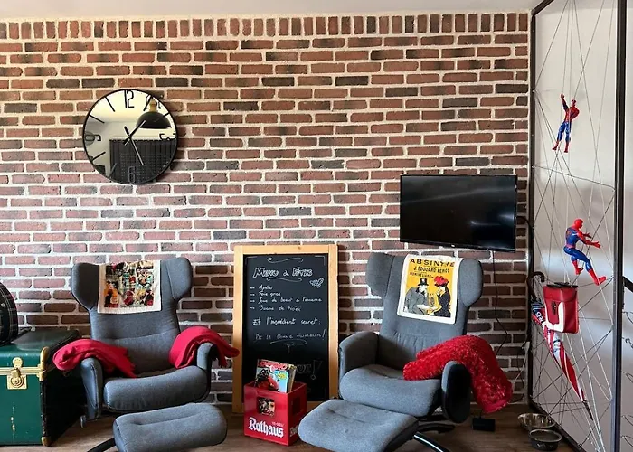 Maison Atypique 3 Et Garage Vintage * Sébazac-Concourès