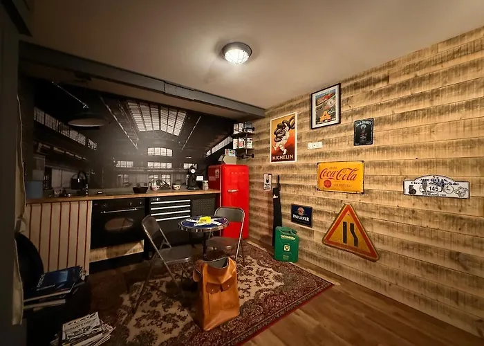 Maison Atypique 3 Et Garage Vintage * Sébazac-Concourès