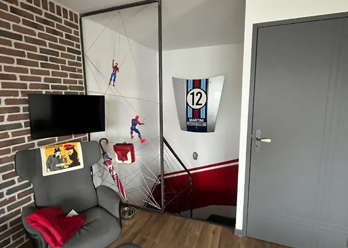 Hébergement de vacances Maison Atypique 3 Et Garage Vintage *